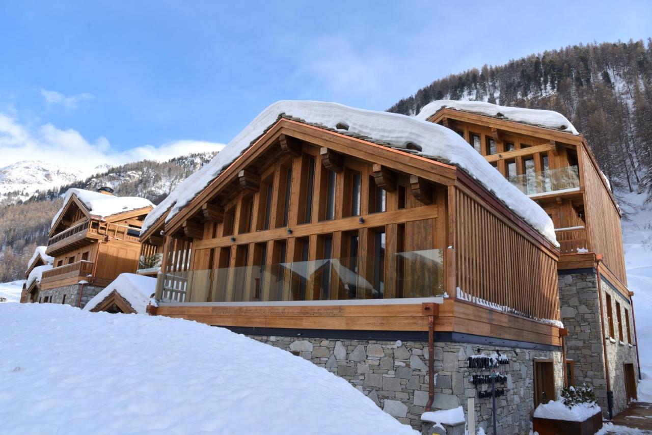 Hotel Mont-Blanc Val D'Isere Esterno foto