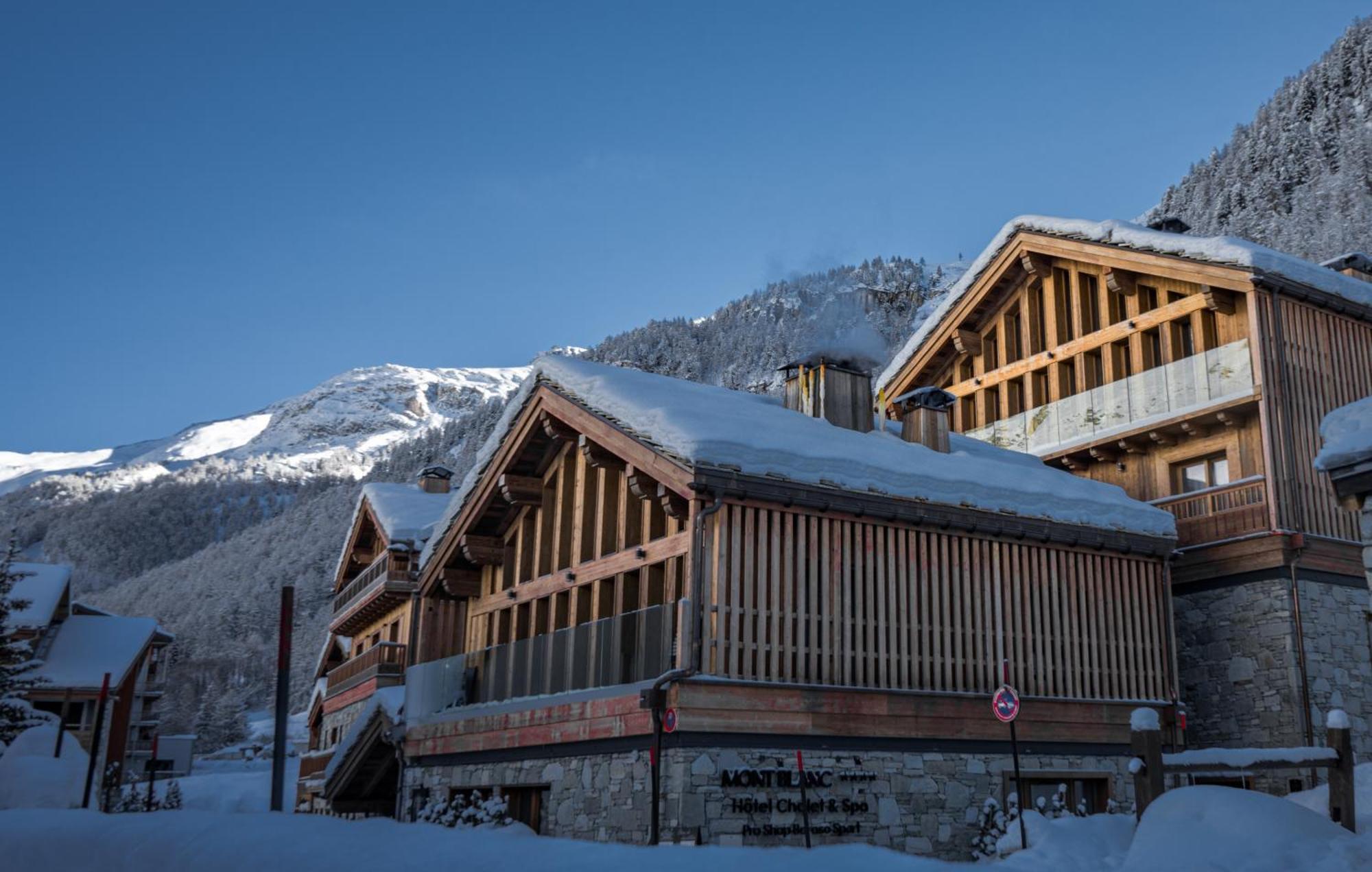 Hotel Mont-Blanc Val D'Isere Esterno foto