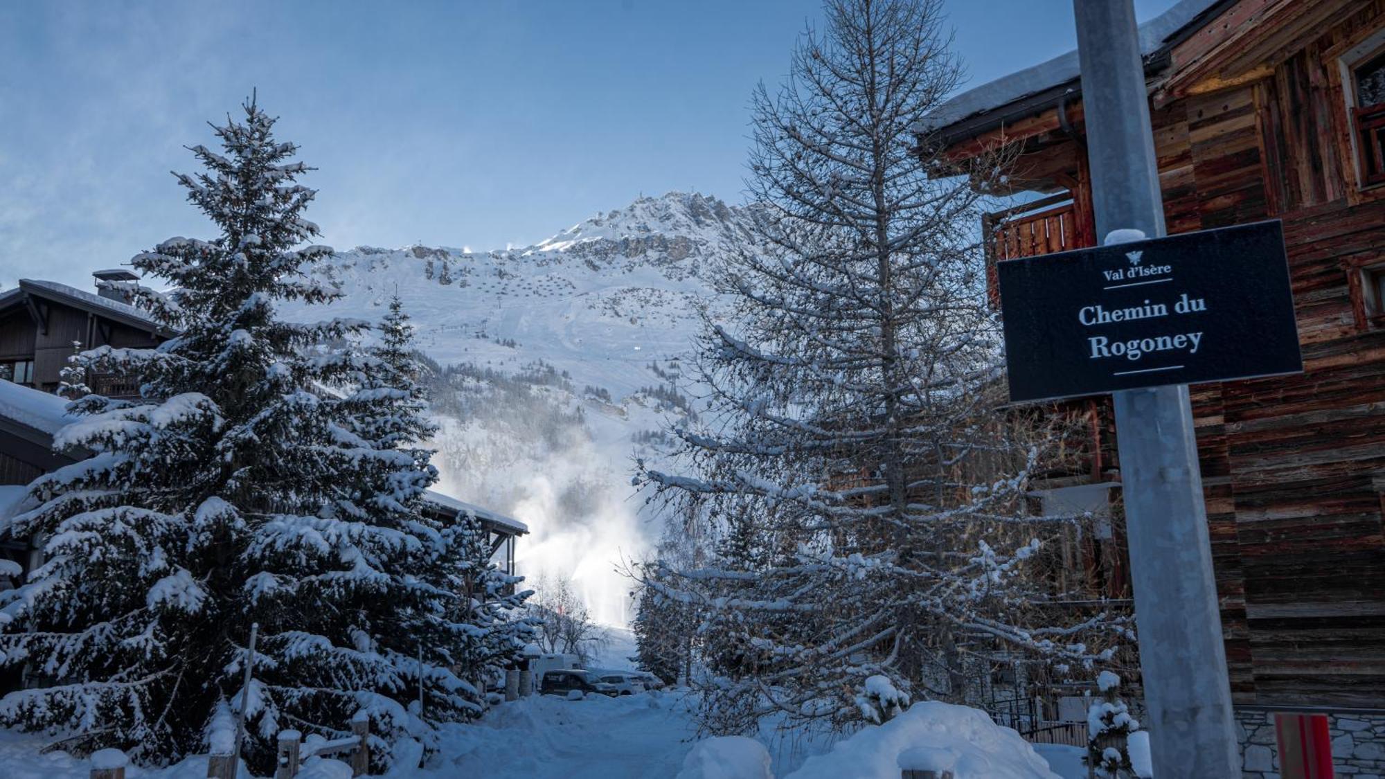 Hotel Mont-Blanc Val D'Isere Esterno foto